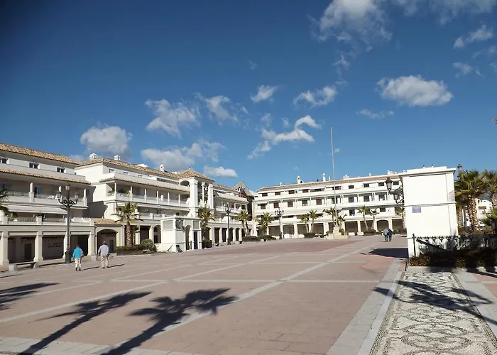 Plaza דירה נרחה